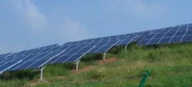 山區(qū)草地光伏電站隱患污染問(wèn)題及難點(diǎn)分析